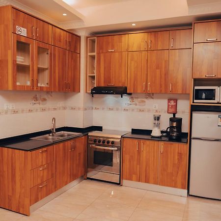 Madras Hotel And Apartments Kigali Bagian luar foto