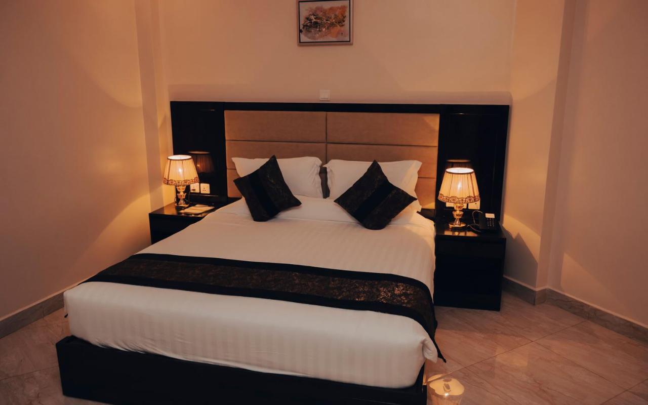 Madras Hotel And Apartments Kigali Bagian luar foto