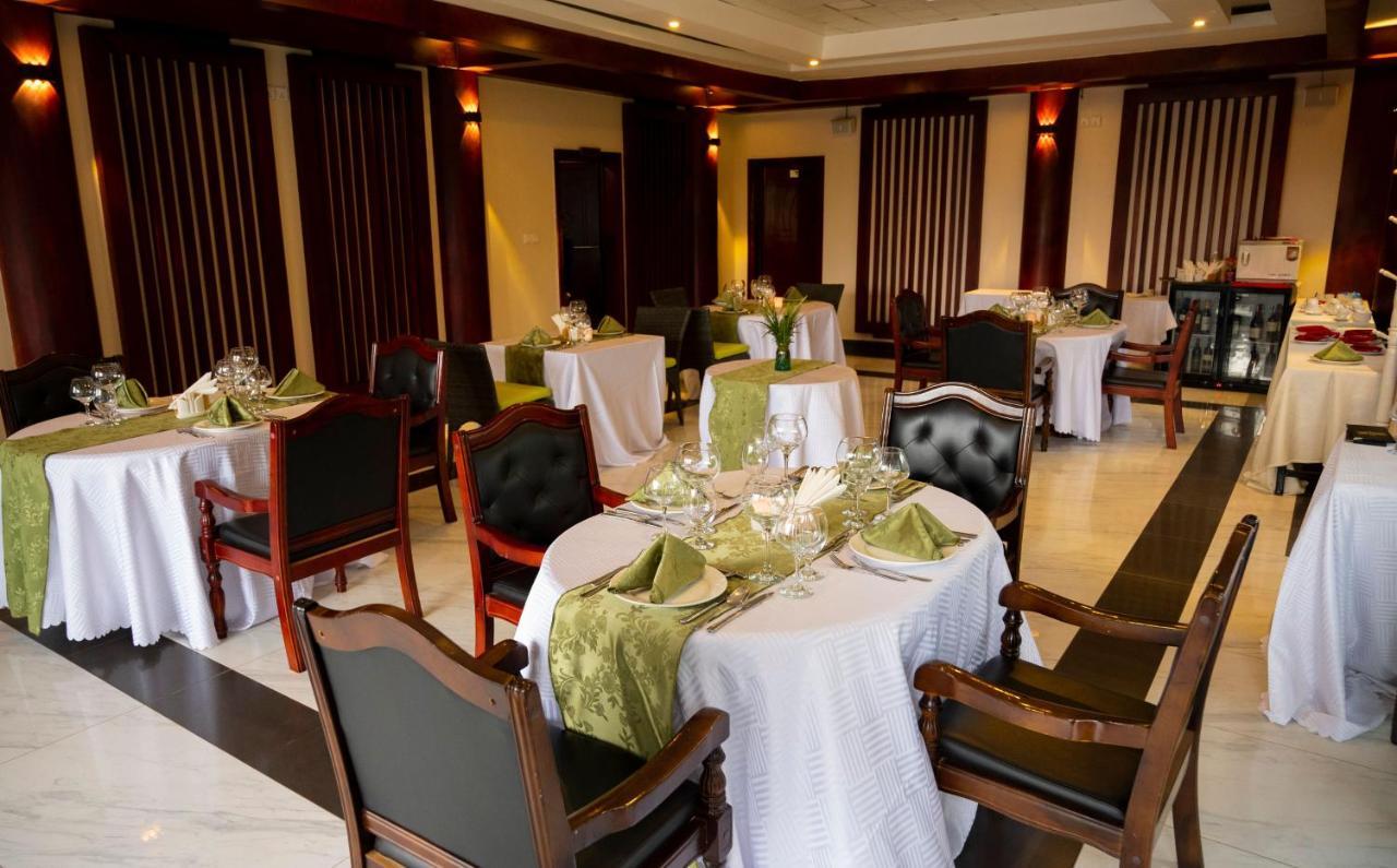 Madras Hotel And Apartments Kigali Bagian luar foto